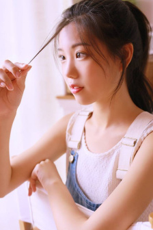 夜里看见妈妈跟家里养的狗